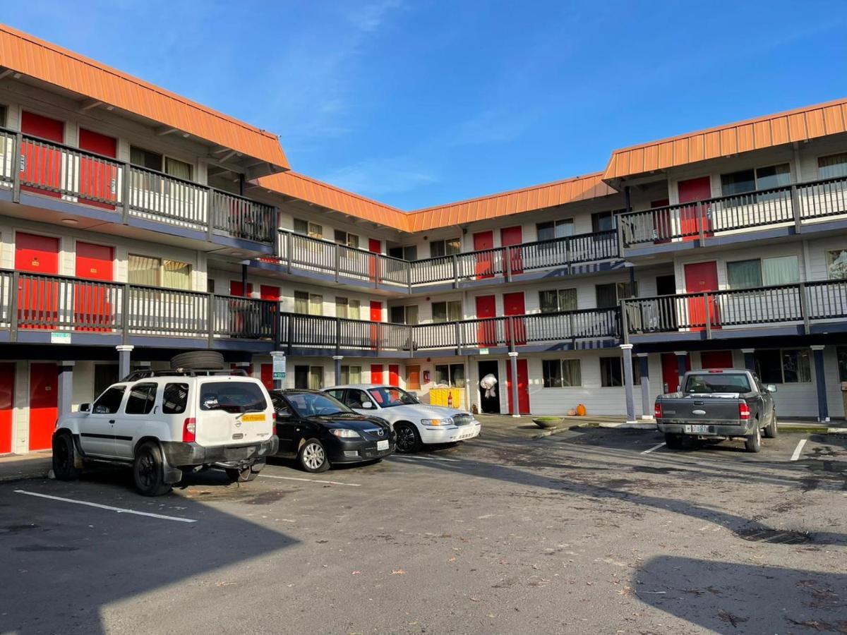 Portland Inn 2*