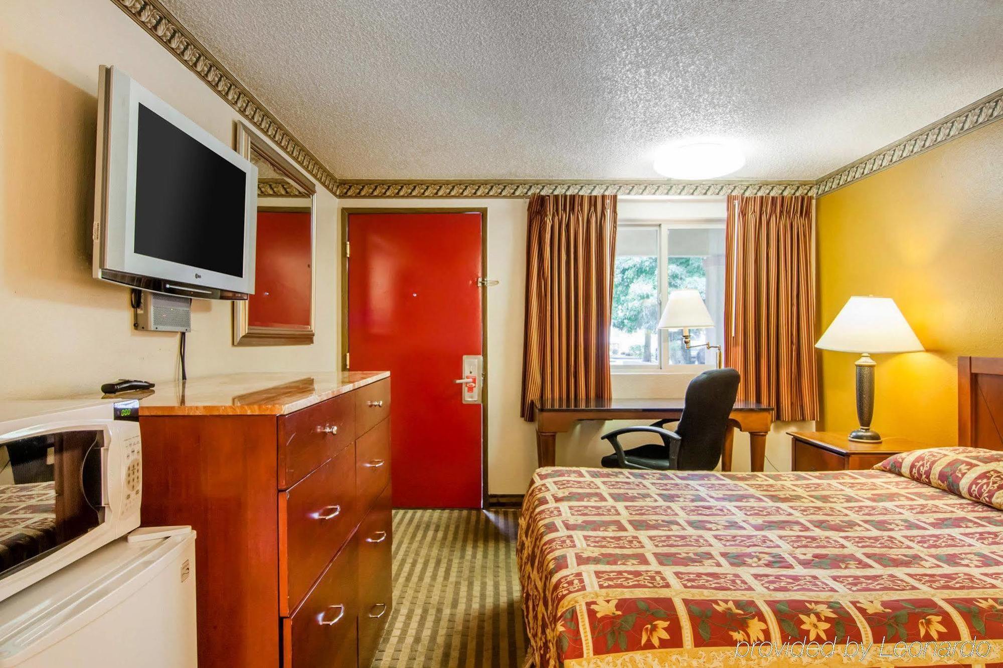 Portland Inn 2*